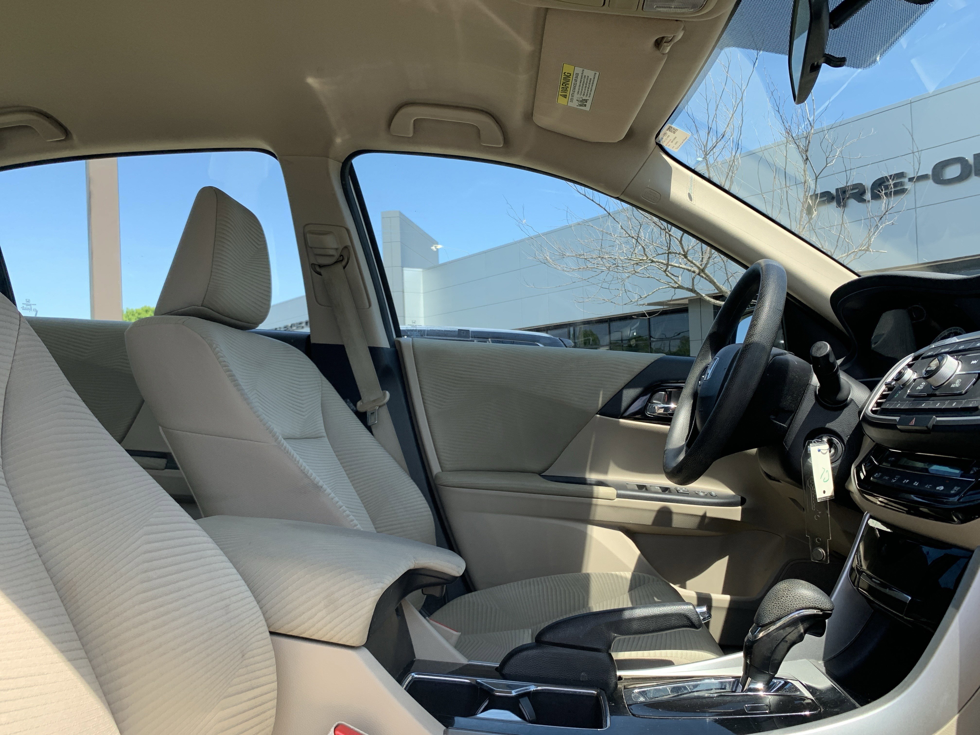 Used 2017 Honda Accord LX image 34