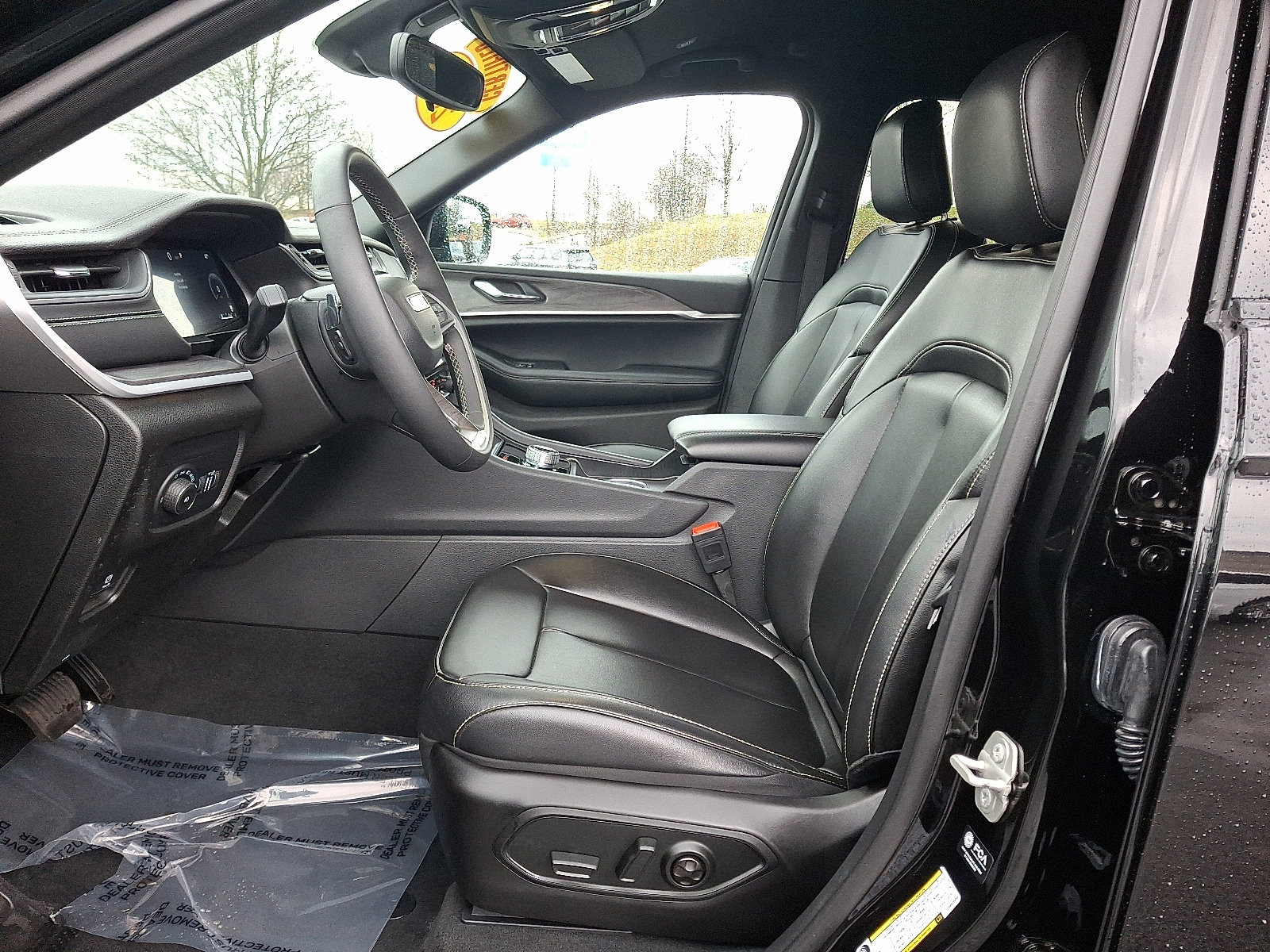 Certified 2024 Jeep Grand Cherokee L Limited image 13