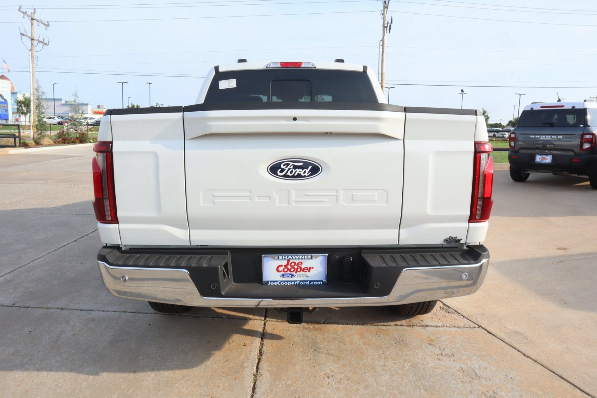 New 2025 Ford F150 Lariat w/ Equipment Group 502A High AWD/4WD image 24