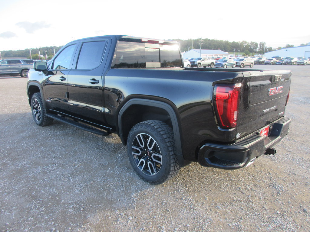 New 2026 GMC Sierra 1500 AT4 w/ AT4 Premium Package AWD/4WD image 7