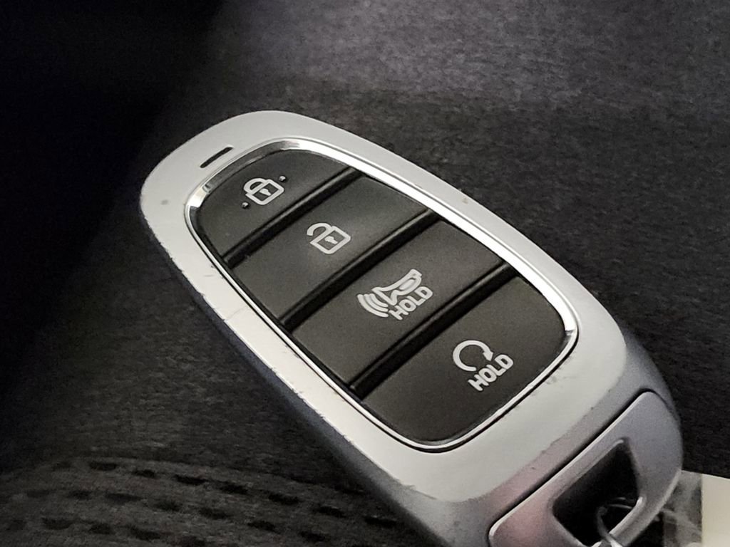 Used 2021 Hyundai Santa Fe SEL w/ Cargo Package image 37