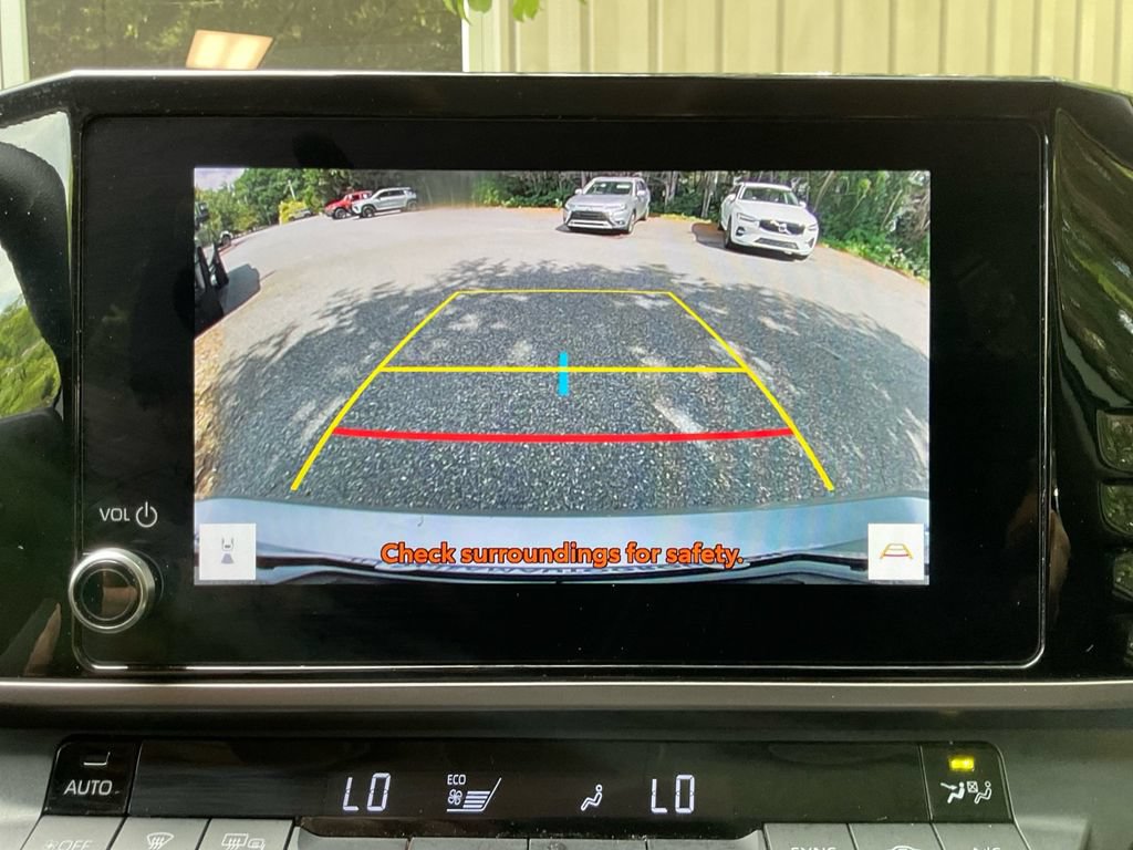 Used 2025 Toyota Camry LE FWD image 21