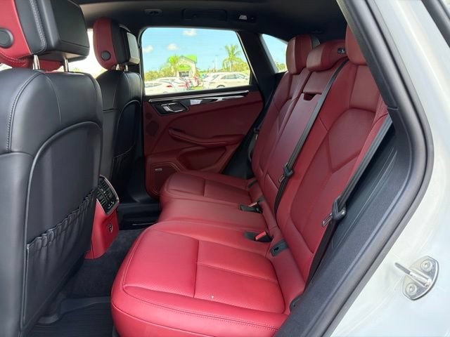 Used 2022 Porsche Macan S AWD/4WD image 15