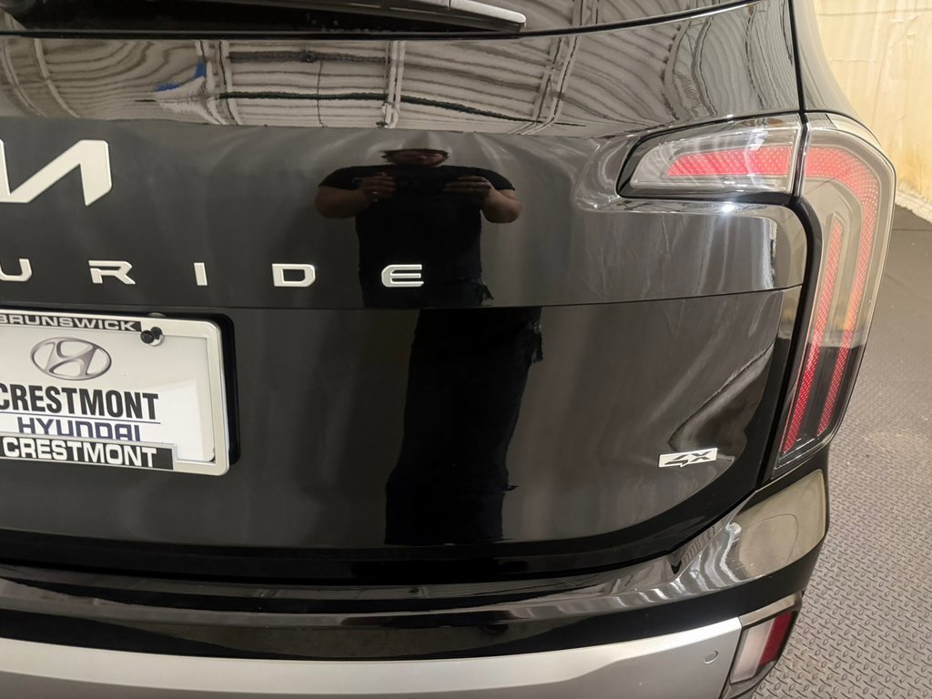 Used 2023 Kia Telluride SX image 11