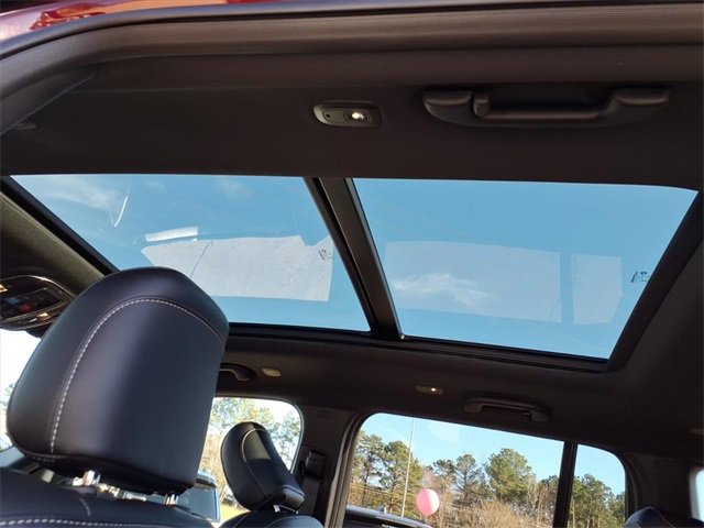 New 2025 Jeep Grand Cherokee Limited image 9