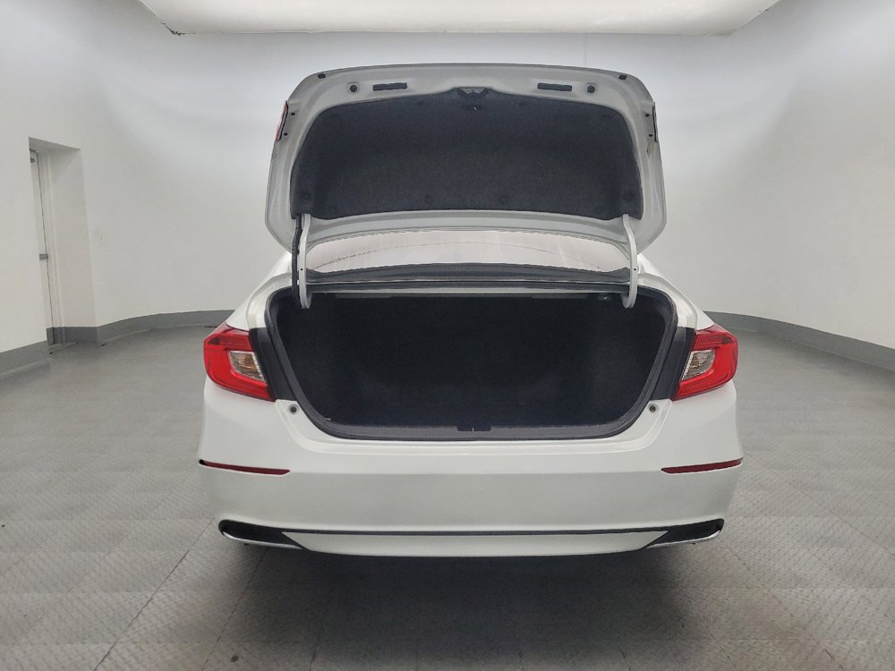 Used 2018 Honda Accord LX image 29