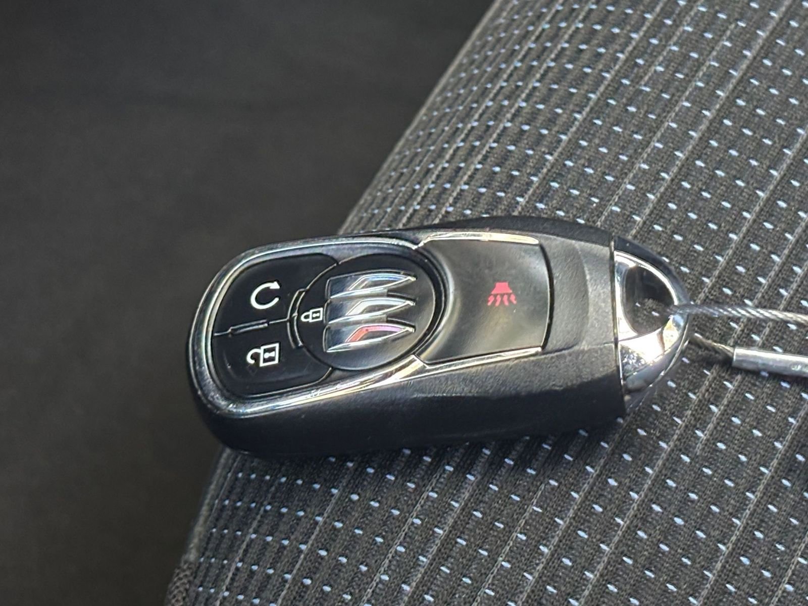 Used 2025 Buick Envista Preferred image 21
