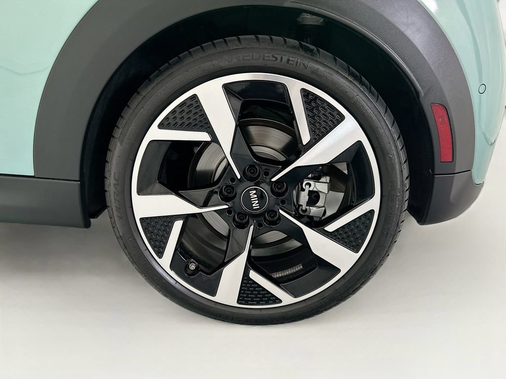 Certified 2026 MINI Cooper S FWD image 31