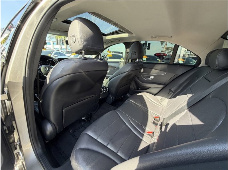 Used 2020 Mercedes-Benz C 300 Sedan w/ Premium Package image 20