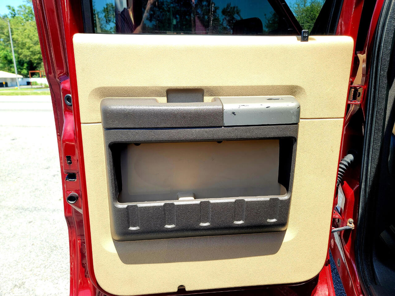 Used 2015 Ford F250 XLT w/ Snow Plow Prep Package image 14