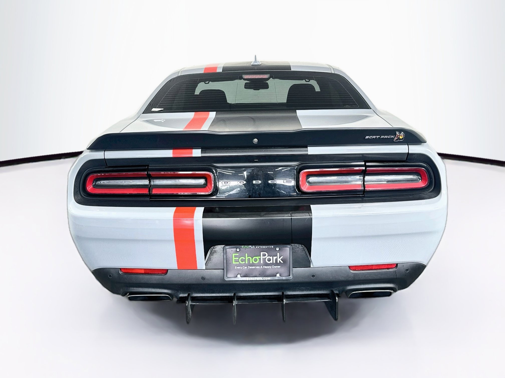 Used 2022 Dodge Challenger R/T Scat Pack w/ Driver Convenience Group RWD image 7