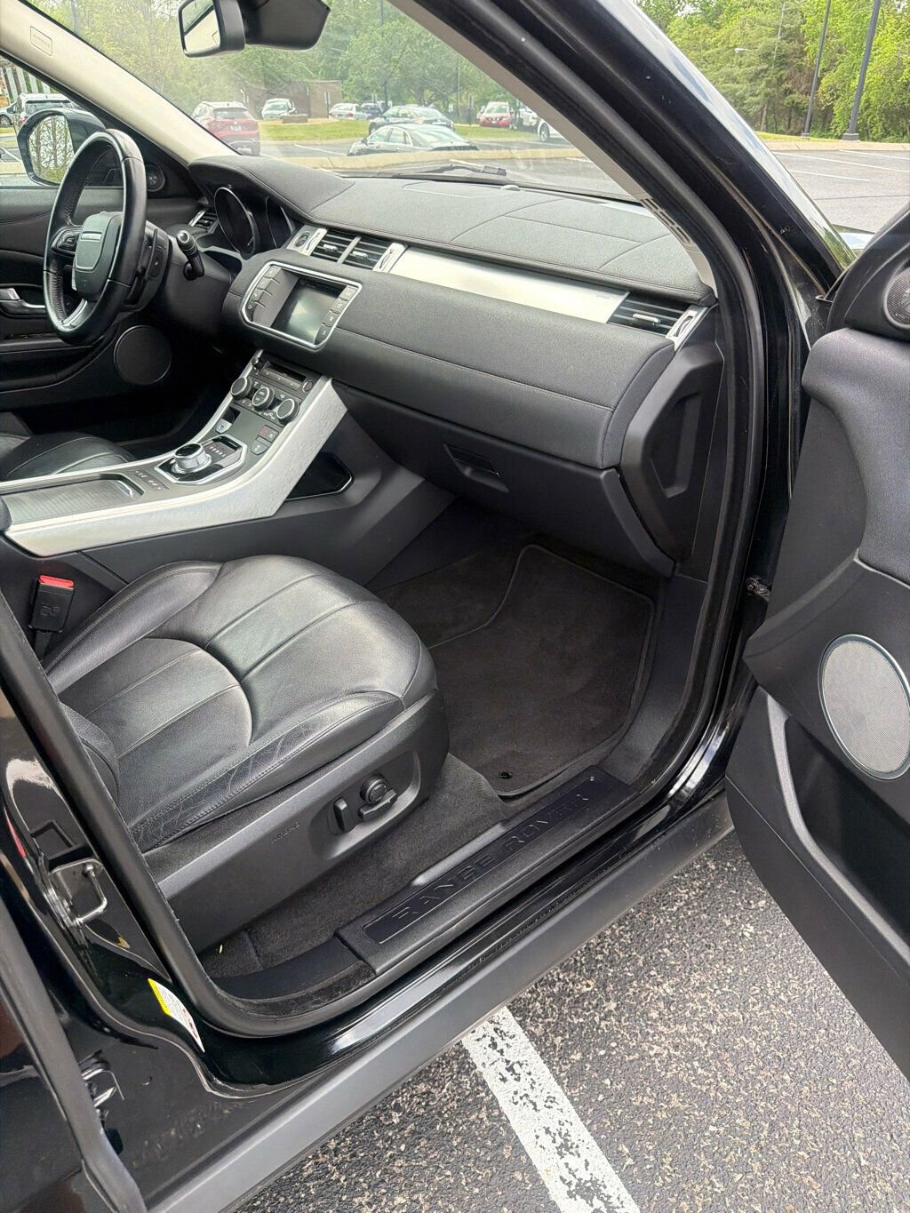 Used 2016 Land Rover Range Rover Evoque SE AWD/4WD image 12
