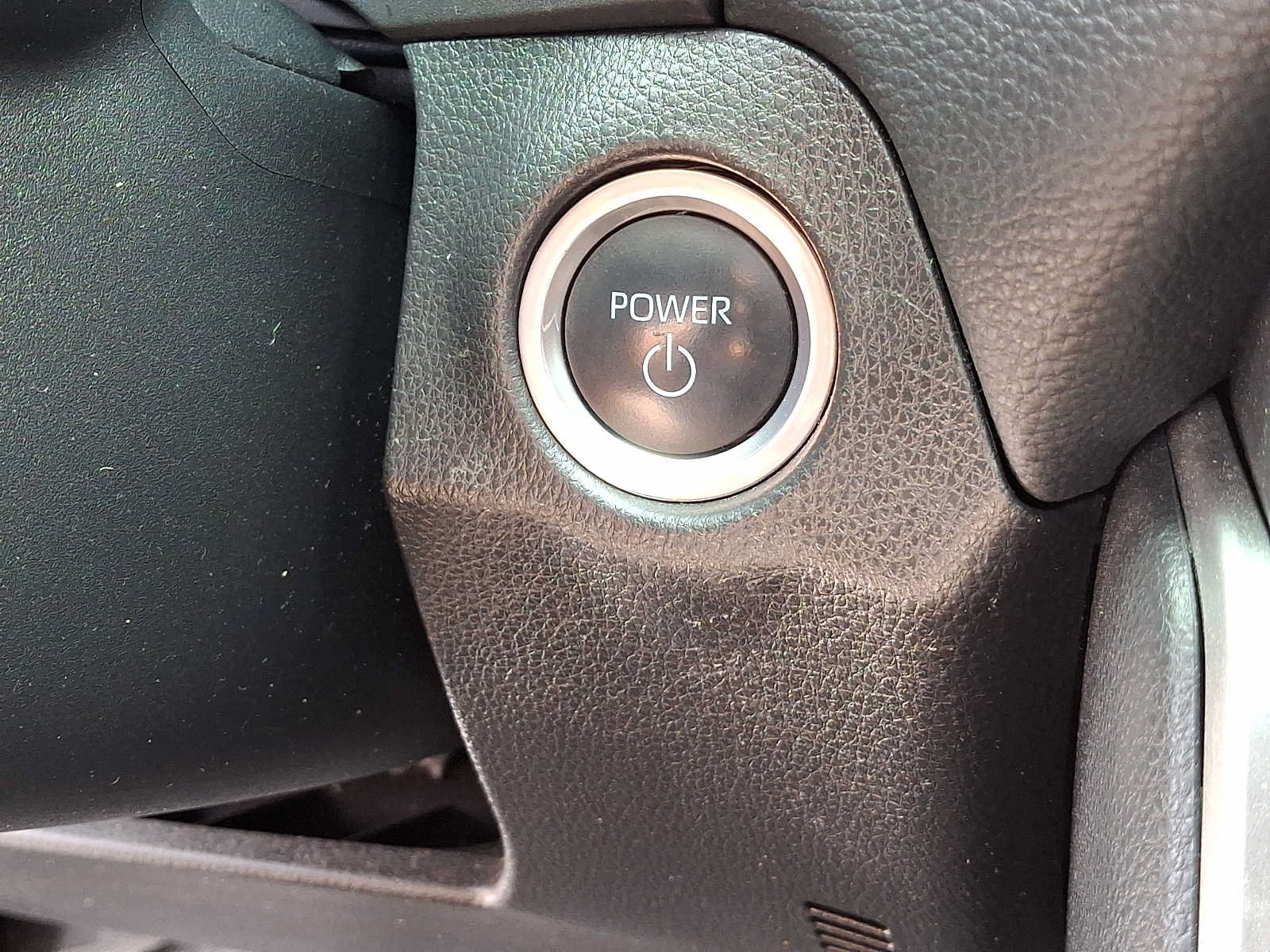 Used 2023 Toyota RAV4 SE w/ Weather & Moonroof Package AWD/4WD image 27