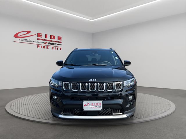 Used 2024 Jeep Compass Limited AWD/4WD image 13