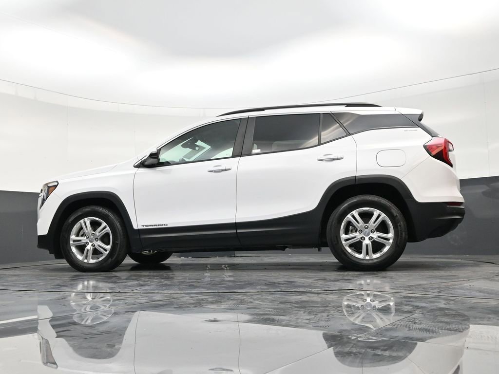 Used 2023 GMC Terrain SLE w/ Driver Convenience Package image 22