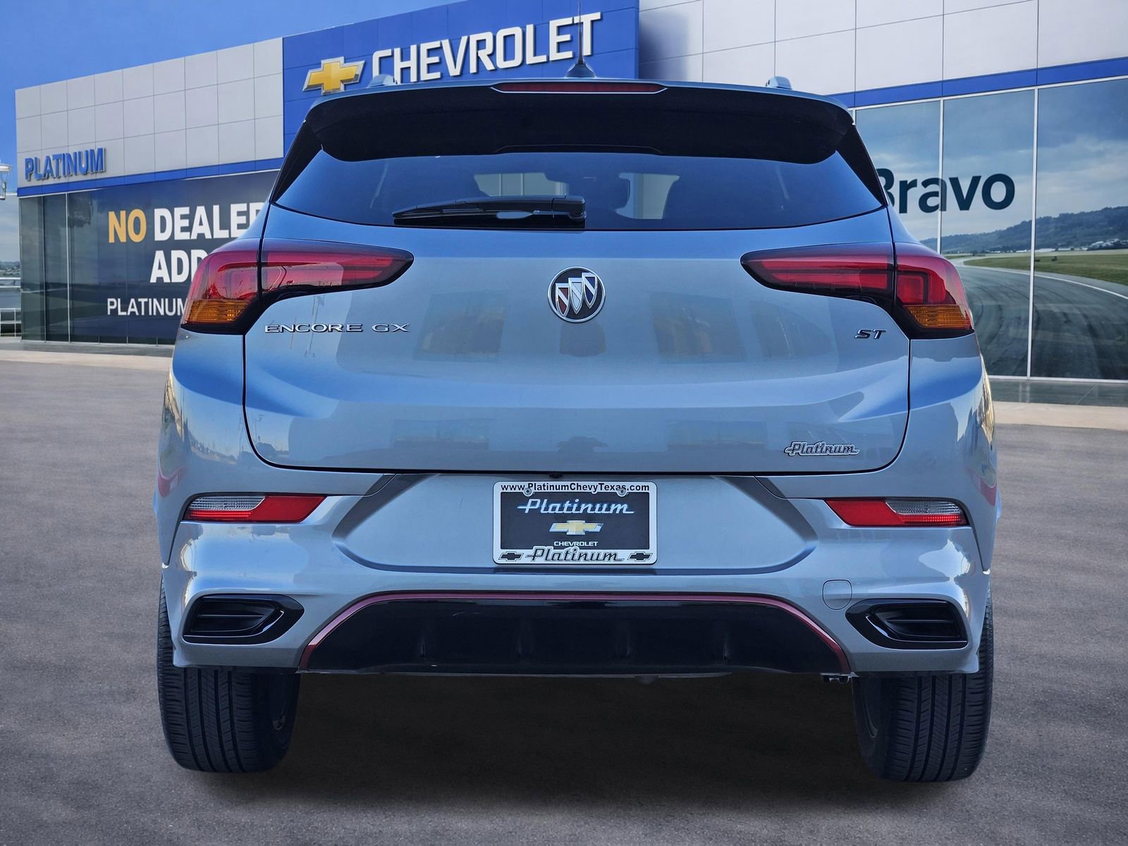 Used 2023 Buick Encore GX Select w/ Sport Touring Package image 8