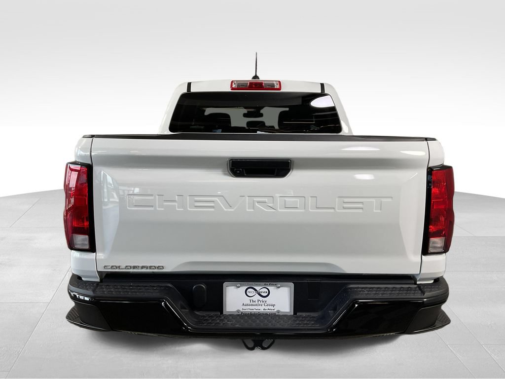 Used 2023 Chevrolet Colorado W/T RWD image 8