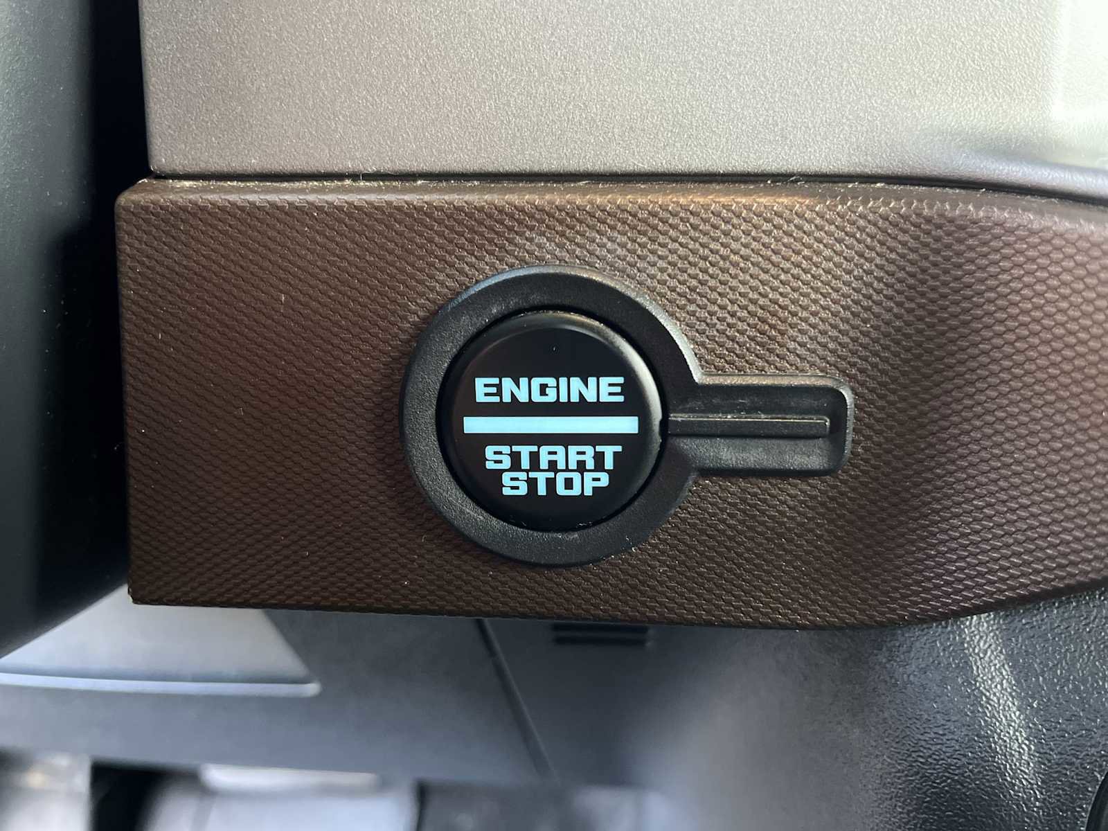 Used 2023 Ford Bronco Outer Banks image 17