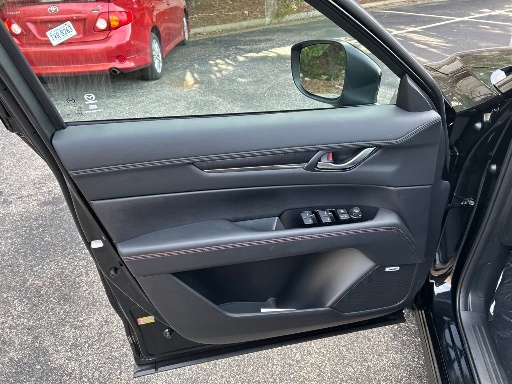 New 2025 MAZDA CX-5 Carbon Edition image 14