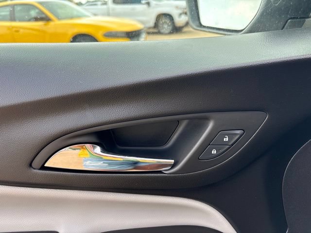Used 2024 Chevrolet Equinox LS w/ LS Convenience Package FWD image 11