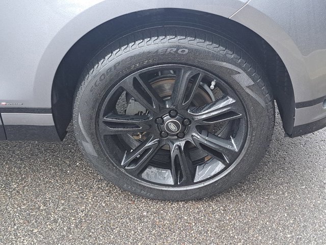 Used 2020 Land Rover Range Rover Velar R-Dynamic S image 7