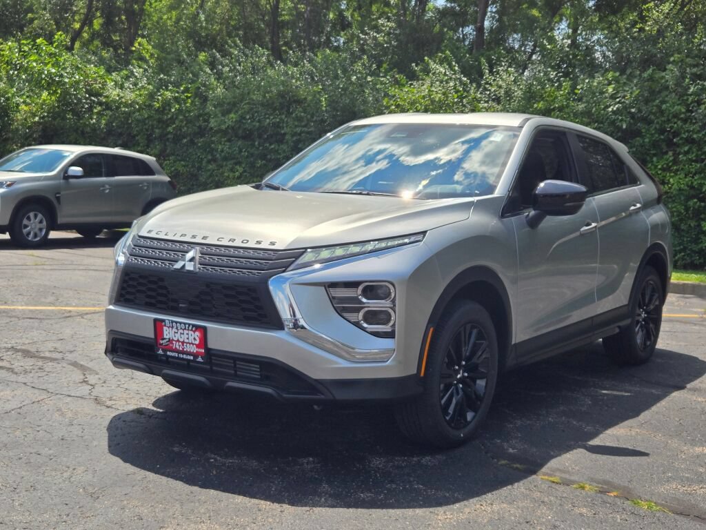 New 2026 Mitsubishi Eclipse Cross LE AWD/4WD image 3
