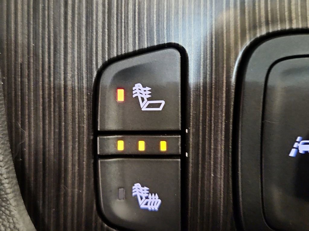 Certified 2023 GMC Acadia SLT image 23