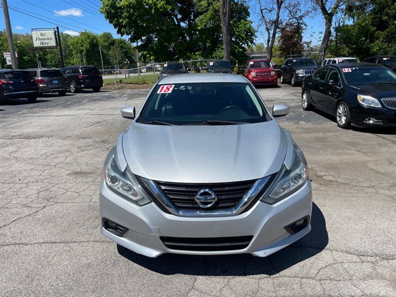 Used 2018 Nissan Altima 2.5 SL FWD image 2