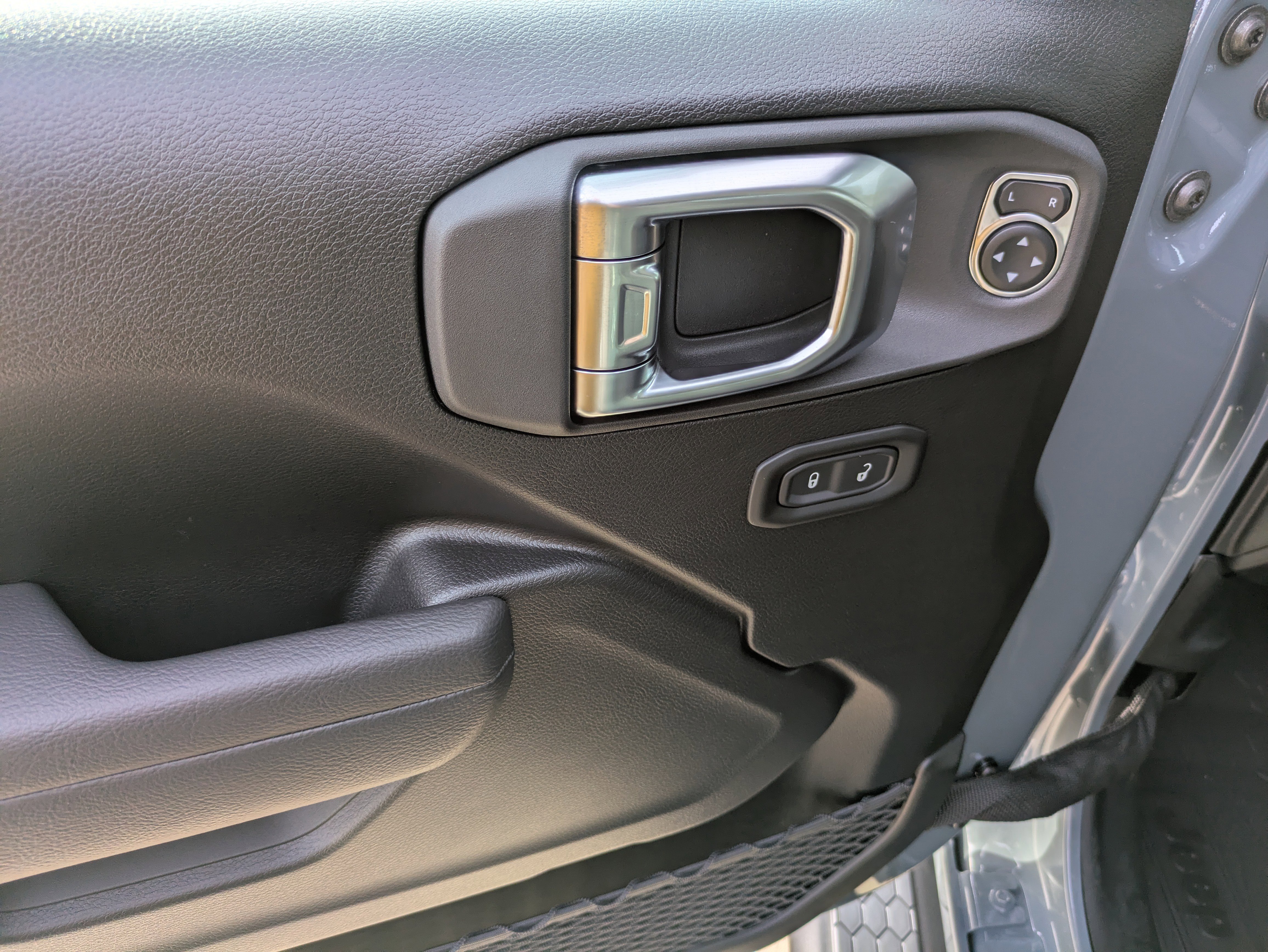 New 2026 Jeep Wrangler Sport S image 8