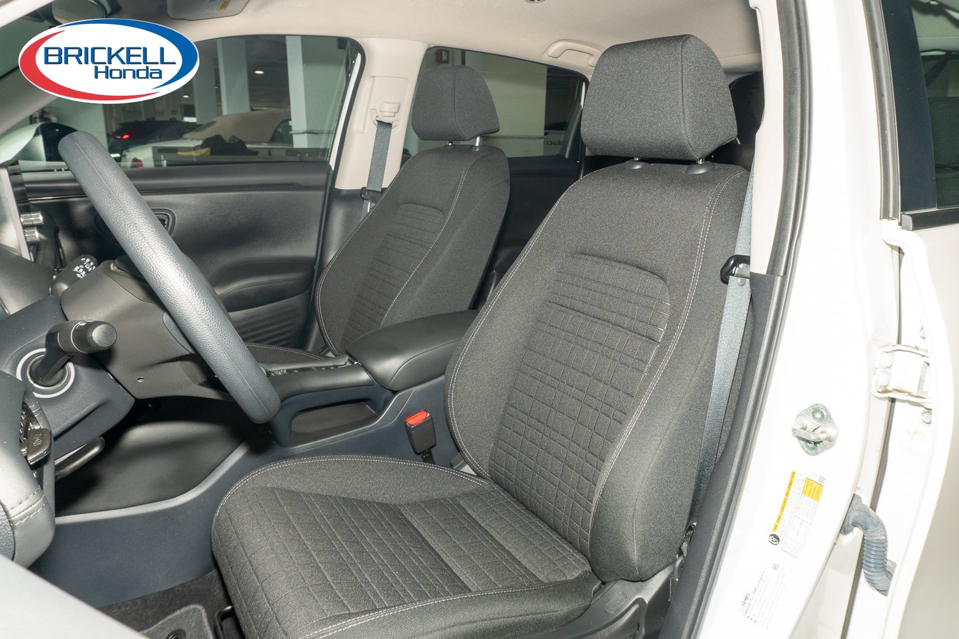 Used 2025 Honda HR-V LX image 21