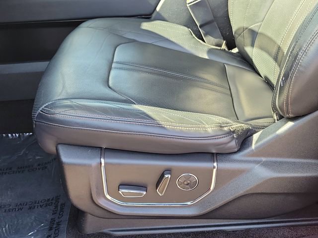 Certified 2018 Ford Expedition Platinum RWD image 17