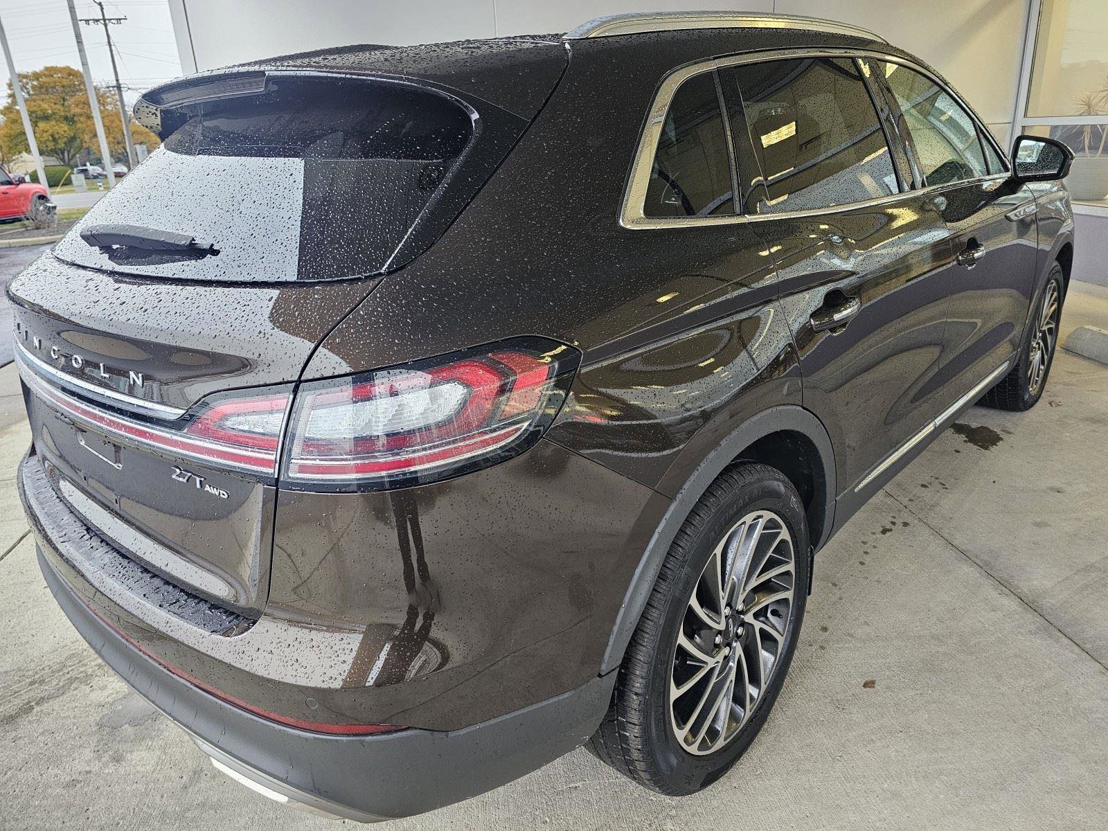 Used 2019 Lincoln Nautilus Reserve w/ Driver Assistance Package image 5