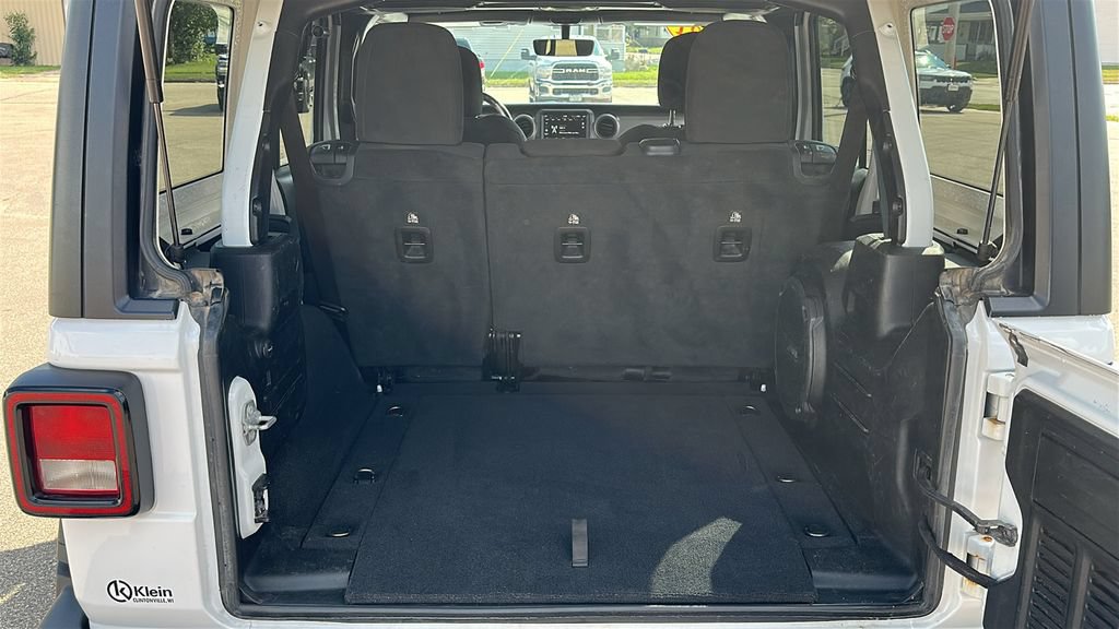Used 2021 Jeep Wrangler Unlimited Sport AWD/4WD image 28