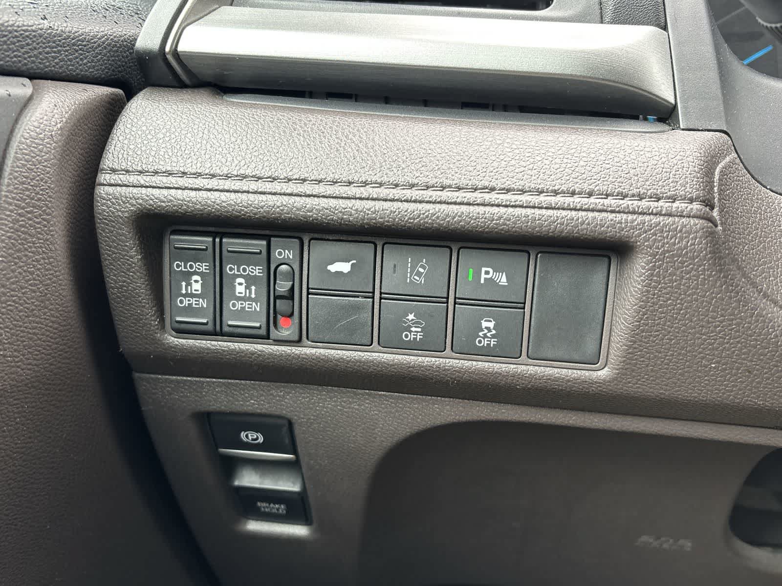 Used 2018 Honda Odyssey Touring image 8