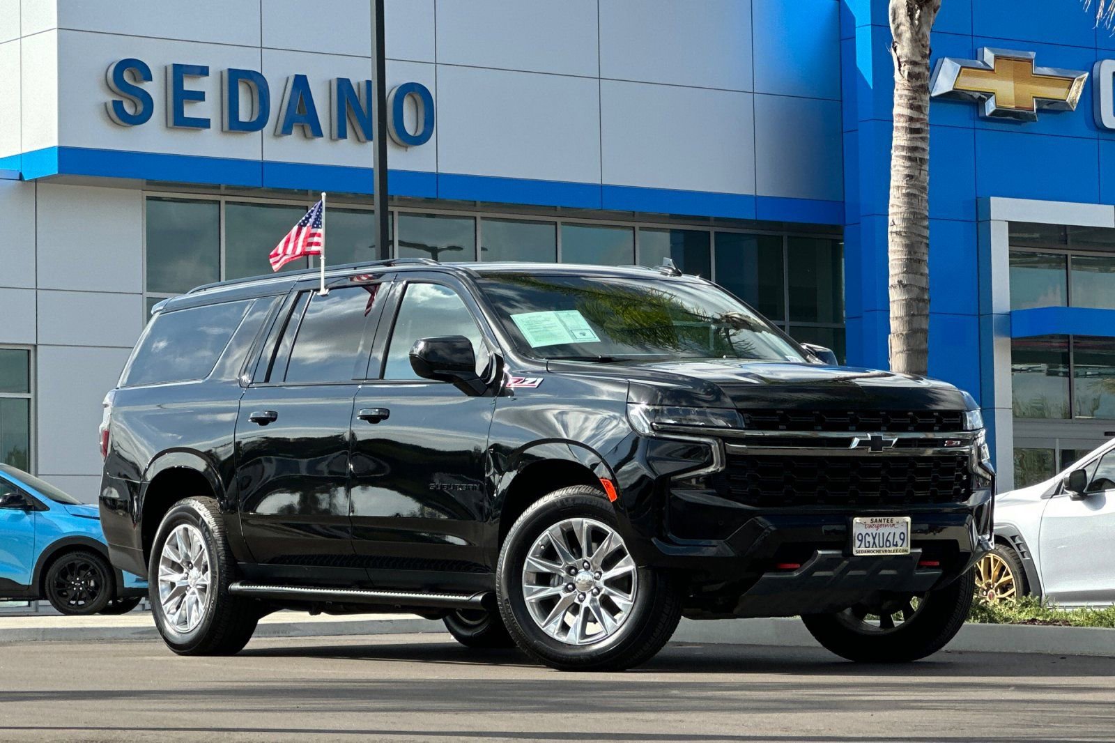 Used 2022 Chevrolet Suburban Z71 image 2