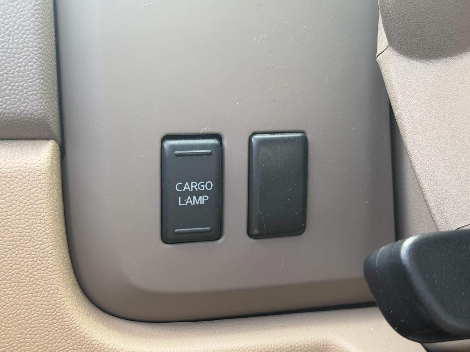 Used 2011 Nissan Titan SV w/ SV Value Truck Pkg AWD/4WD image 29