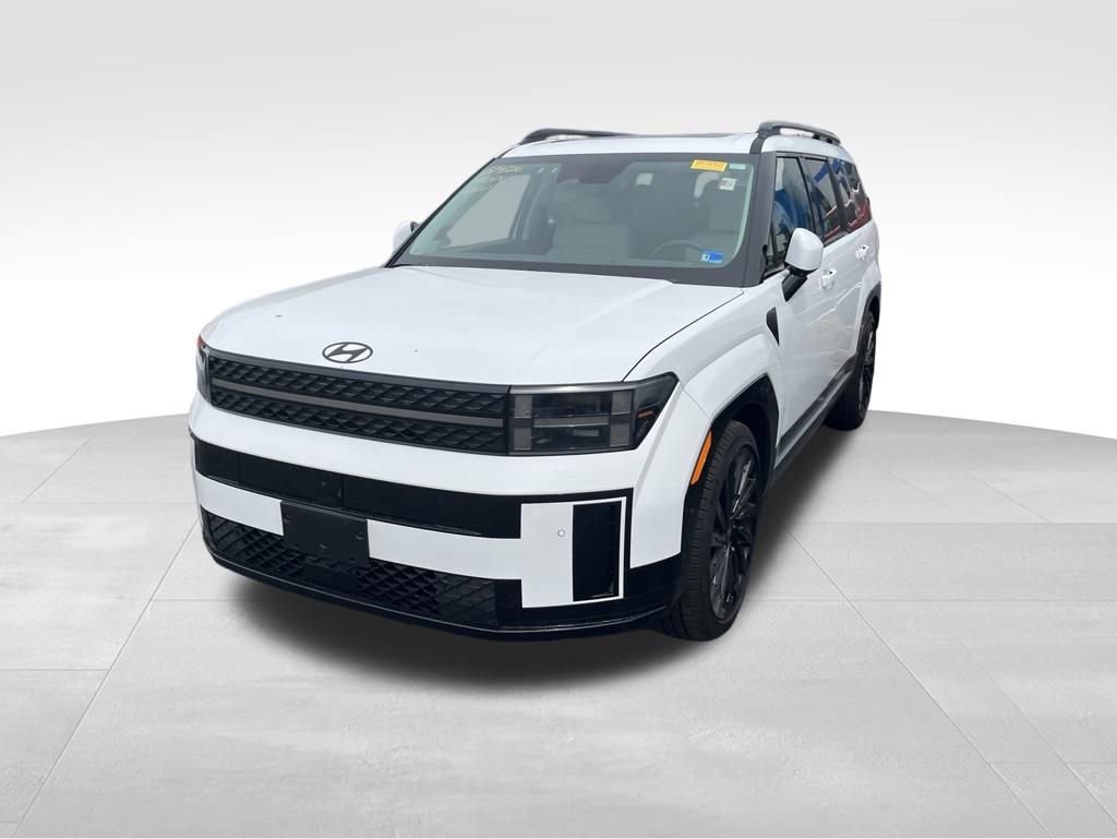 Used 2025 Hyundai Santa Fe Calligraphy AWD/4WD image 2