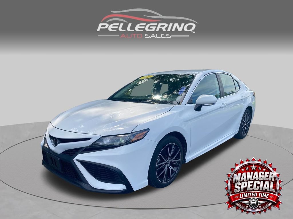Used 2023 Toyota Camry SE