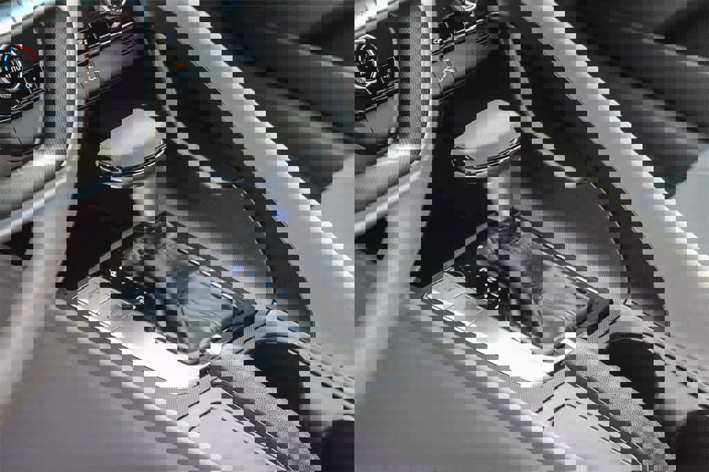 Certified 2023 Hyundai Elantra SEL image 24