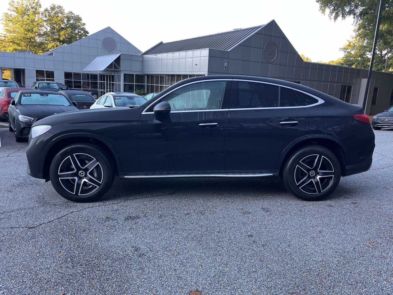 Used 2024 Mercedes-Benz GLC 300 4MATIC image 17