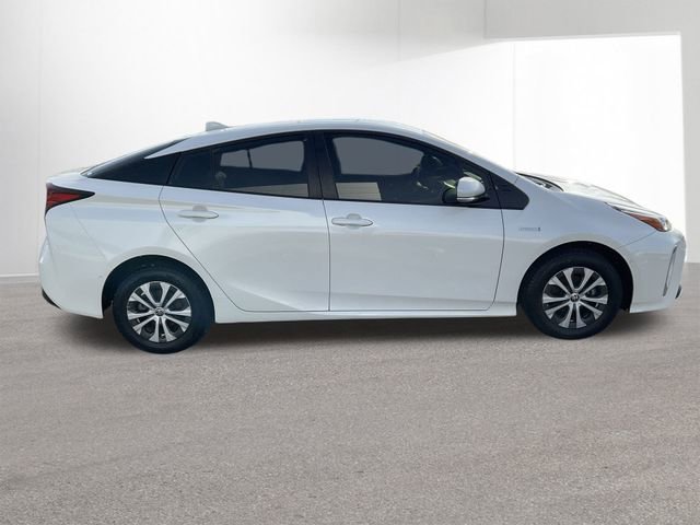 Used 2019 Toyota Prius XLE image 30