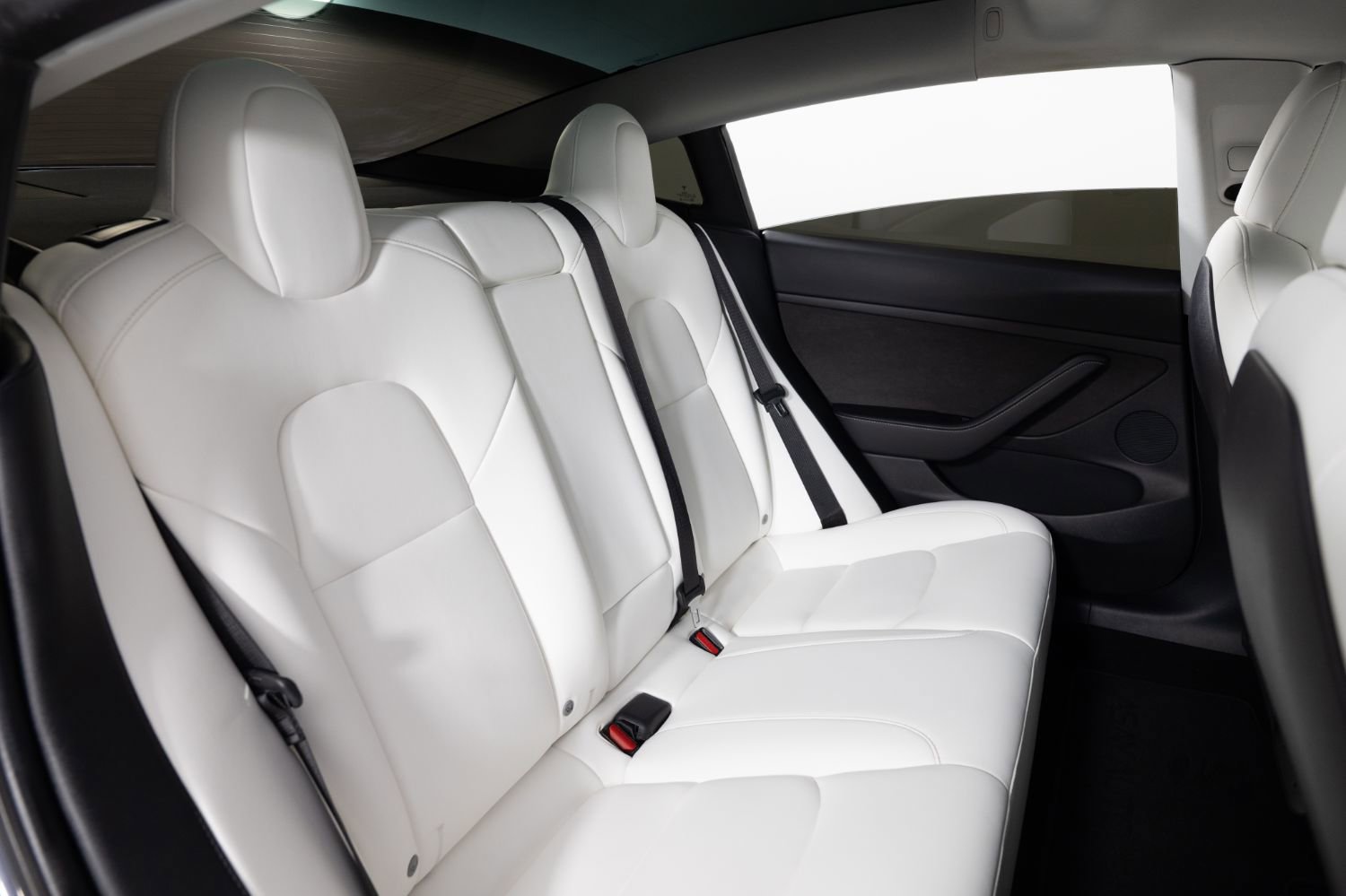 Used 2021 Tesla Model 3 Performance image 23