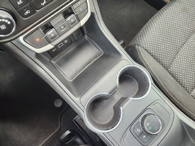 Used 2024 GMC Terrain SLE w/ Elevation Edition FWD image 18