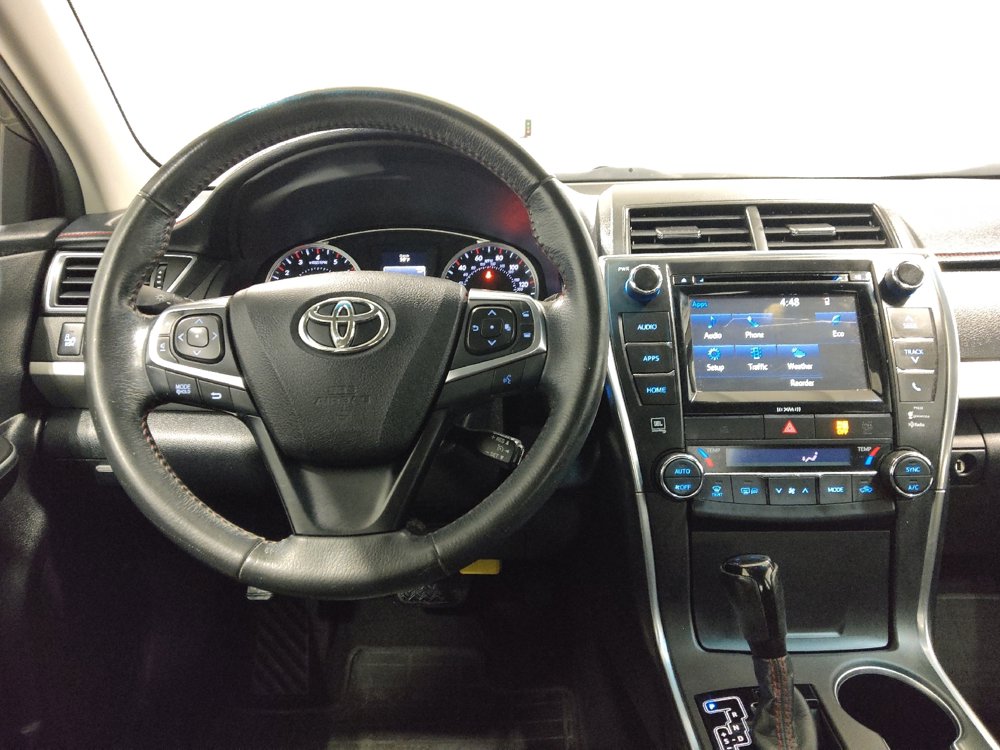 Used 2017 Toyota Camry XSE w/ Moonroof Package image 22