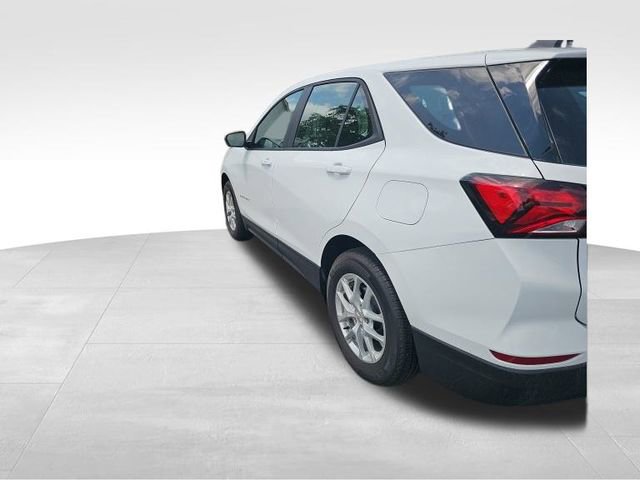 Used 2024 Chevrolet Equinox LS image 12