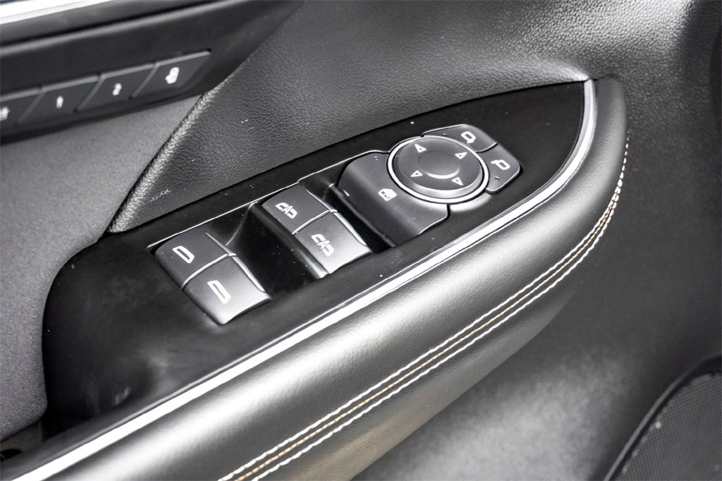 Used 2024 Buick Envision Sport Touring image 11