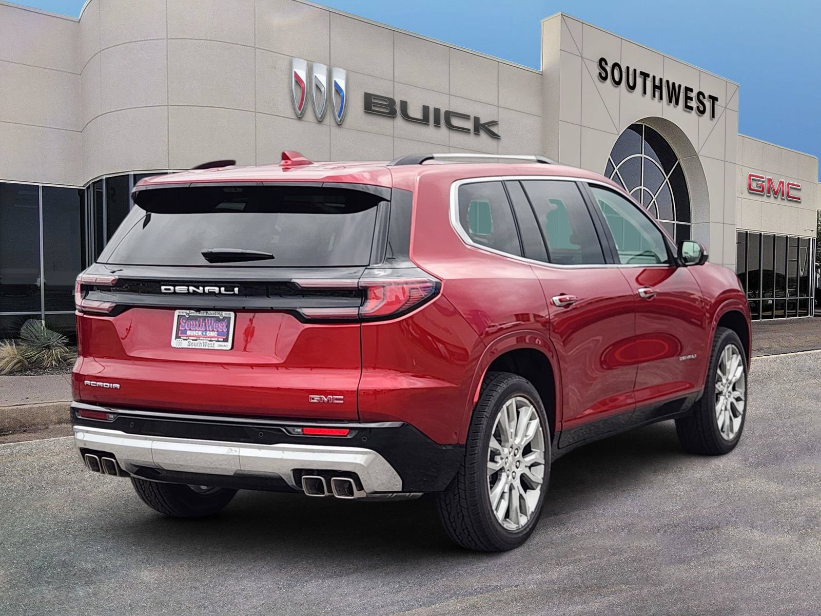 New 2026 GMC Acadia Denali w/ Super Cruise Package FWD image 5