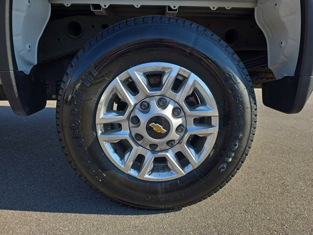 Used 2024 Chevrolet Silverado 2500 LT image 31