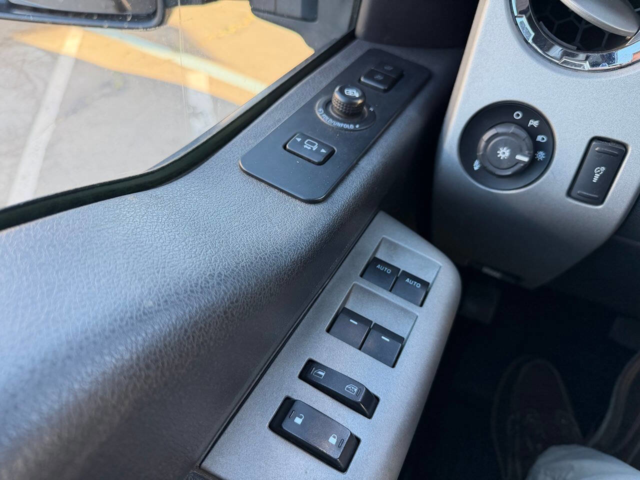 Used 2016 Ford F250 Lariat w/ Lariat Ultimate Package image 40