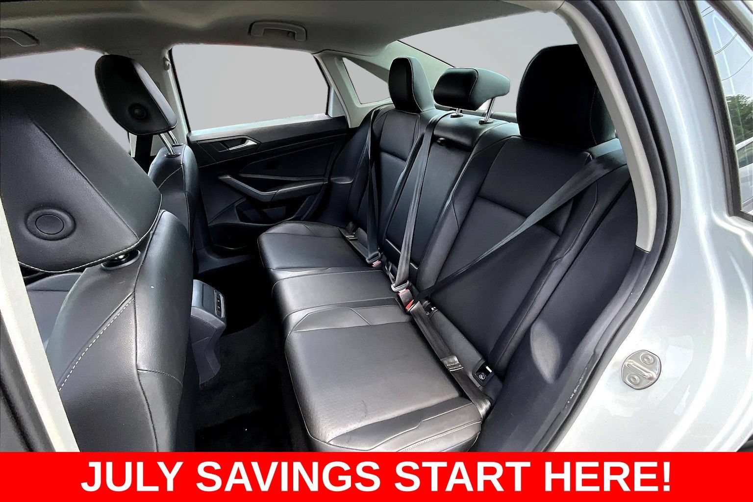 Used 2020 Volkswagen Jetta SEL FWD image 29